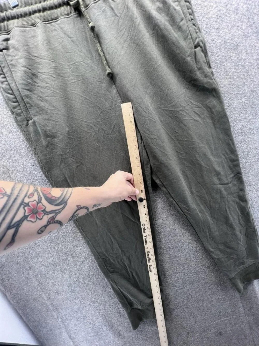 The North Face Jogger Sweatpants Mens XL Green Fleece Elastic Waist Pockets